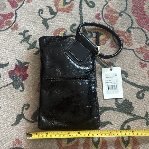 HOBO Sable Ring Hand - Black Leather Wristlet clutch purse NWT - Picture 3 of 6
